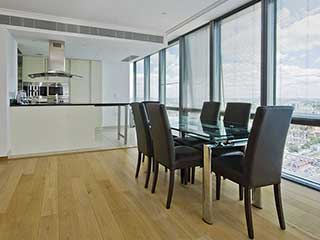 Clean PVC Blinds | Sherman Oaks Blinds & Shades, CA Clean PVC Blinds | Sherman Oaks Blinds & Shades, CA